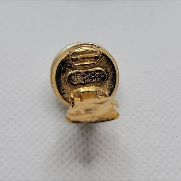 REPLICA Made In Italy Faux Pearl Clip On Earrings - Picture 5 of 5